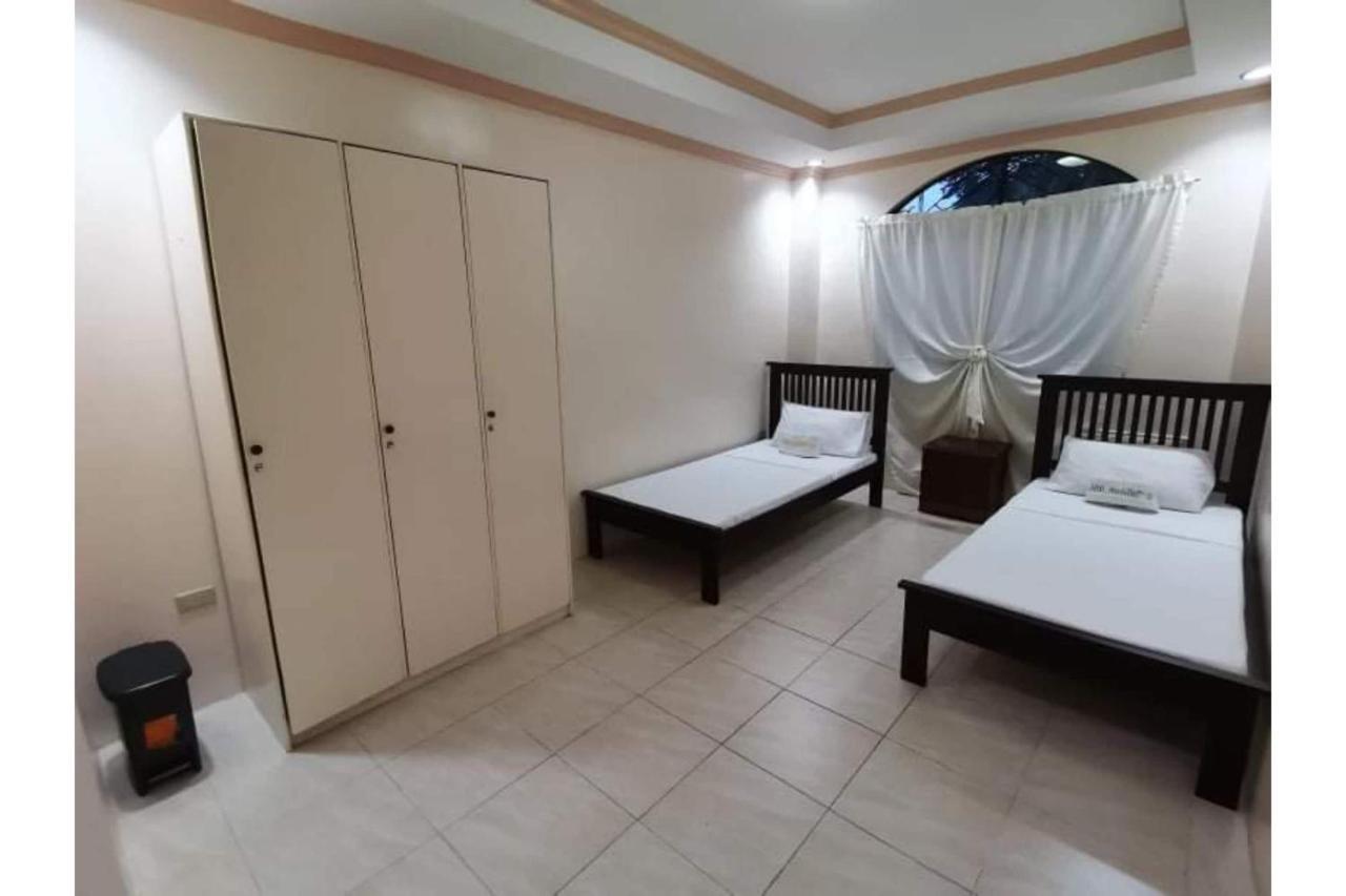 מלון Oyo 799 Ddd Habitat Iloilo מראה חיצוני תמונה