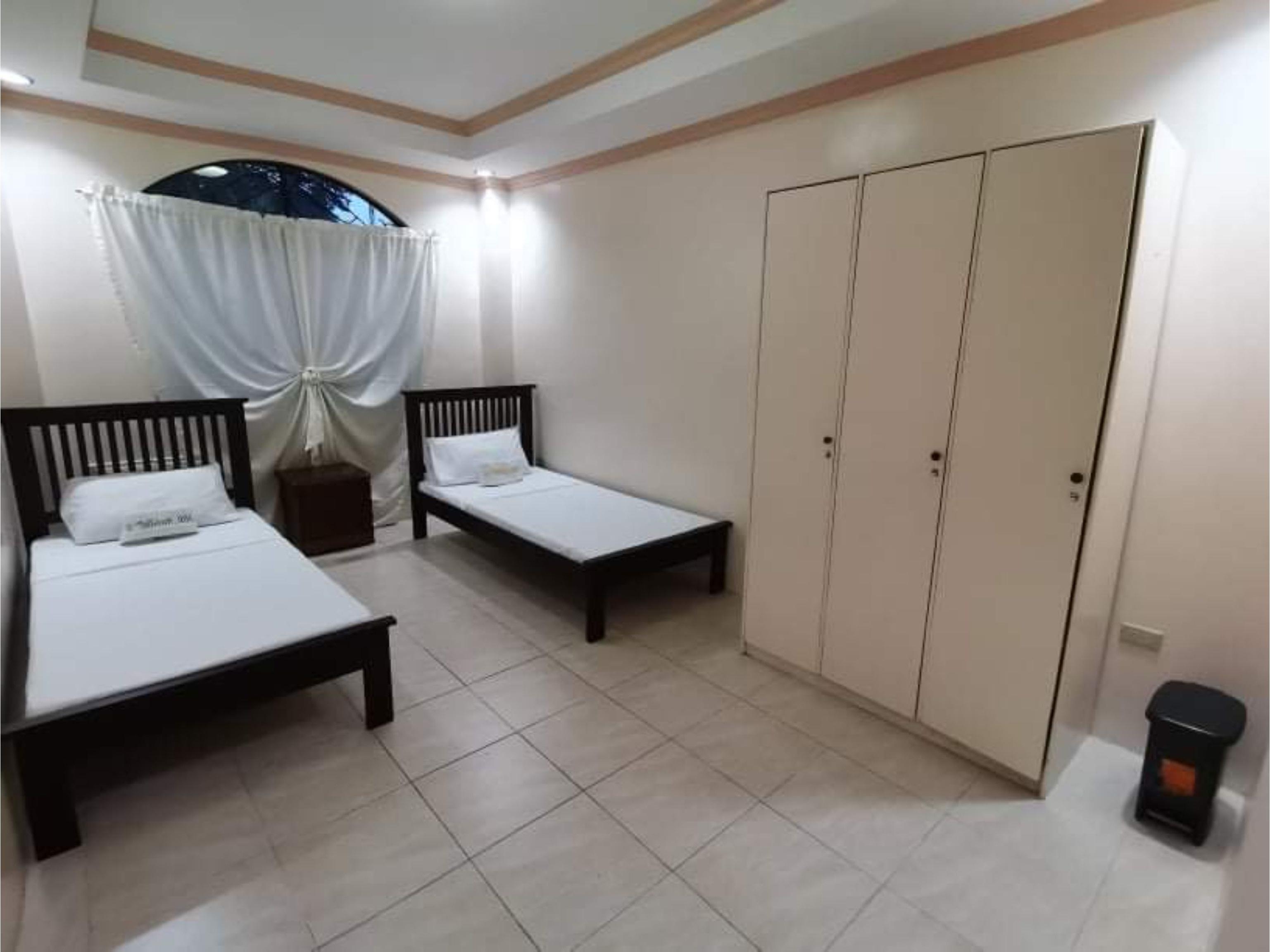 מלון Oyo 799 Ddd Habitat Iloilo מראה חיצוני תמונה