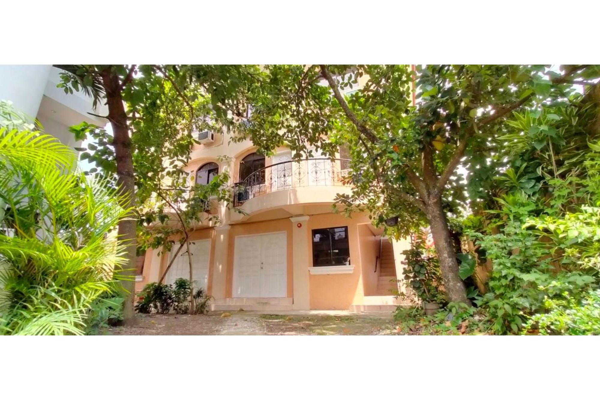 מלון Oyo 799 Ddd Habitat Iloilo מראה חיצוני תמונה